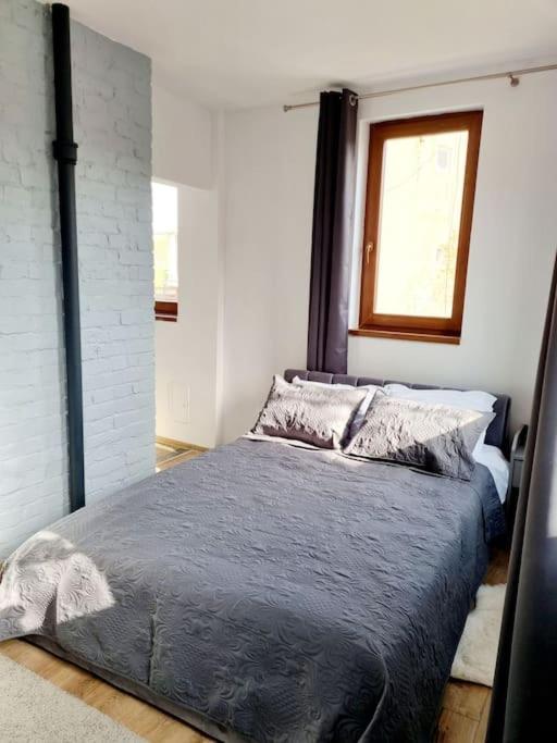 Cozy Apartment Near City Center Boekarest Buitenkant foto